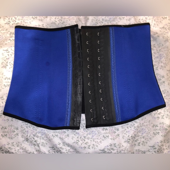 Waist Trainer - Picture 1 of 5